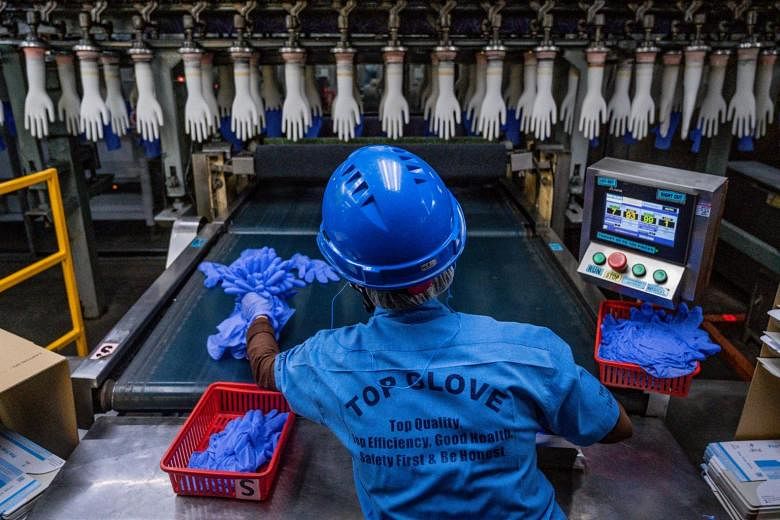 Top Glove Malaysia mempertahankan rekornya dengan kesejahteraan pekerja setelah wabah Covid-19